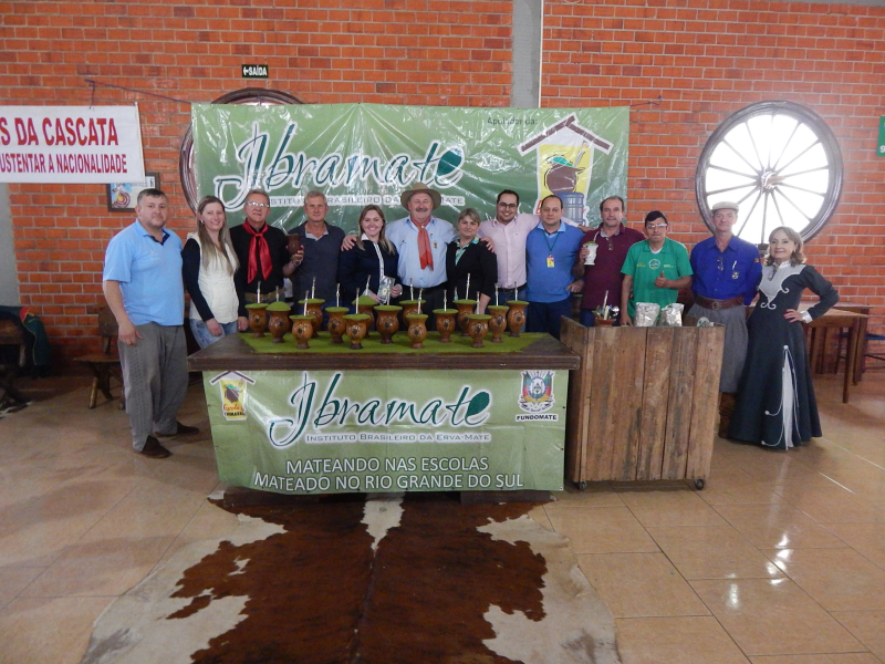 PROJETO "MATEANDO NAS ESCOLAS" FOI UM SUCESSO EM ROQUE GONZALES